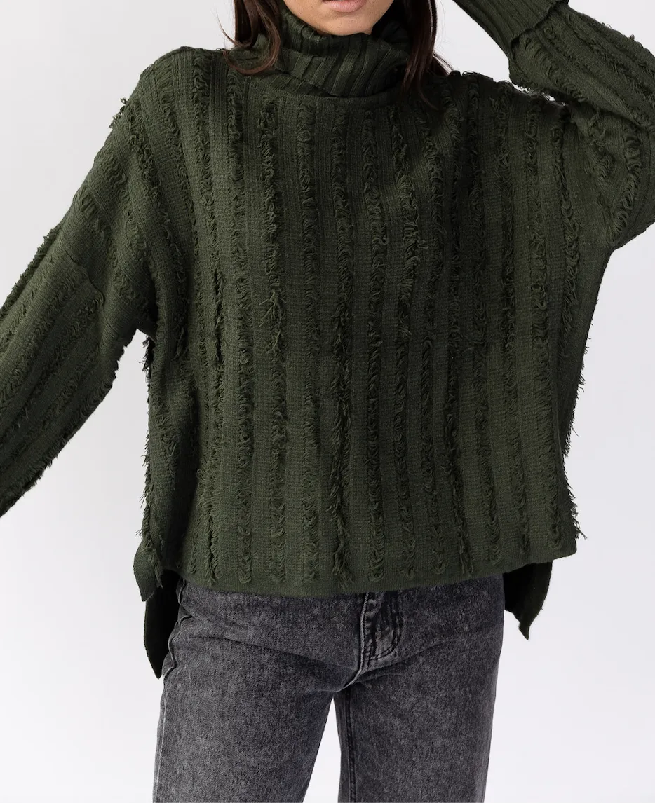 Destroyed Detail Ribbed Turtleneck
