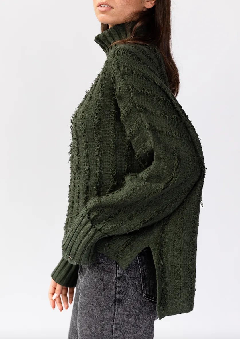 Destroyed Detail Ribbed Turtleneck