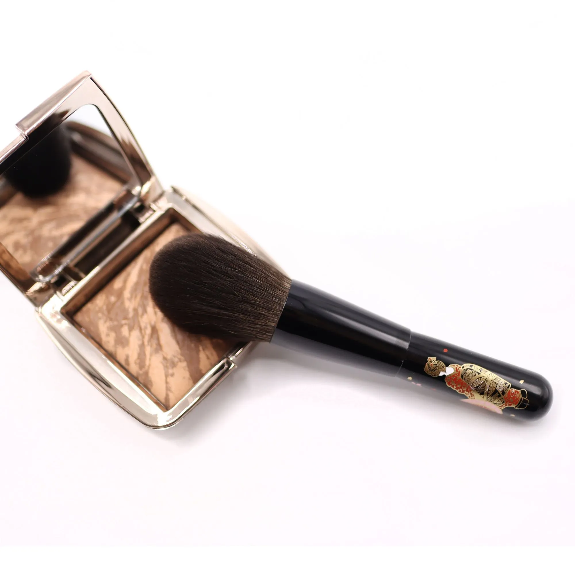 Eihodo 'Maiko' 舞妓 Powder Brush, Makie Series