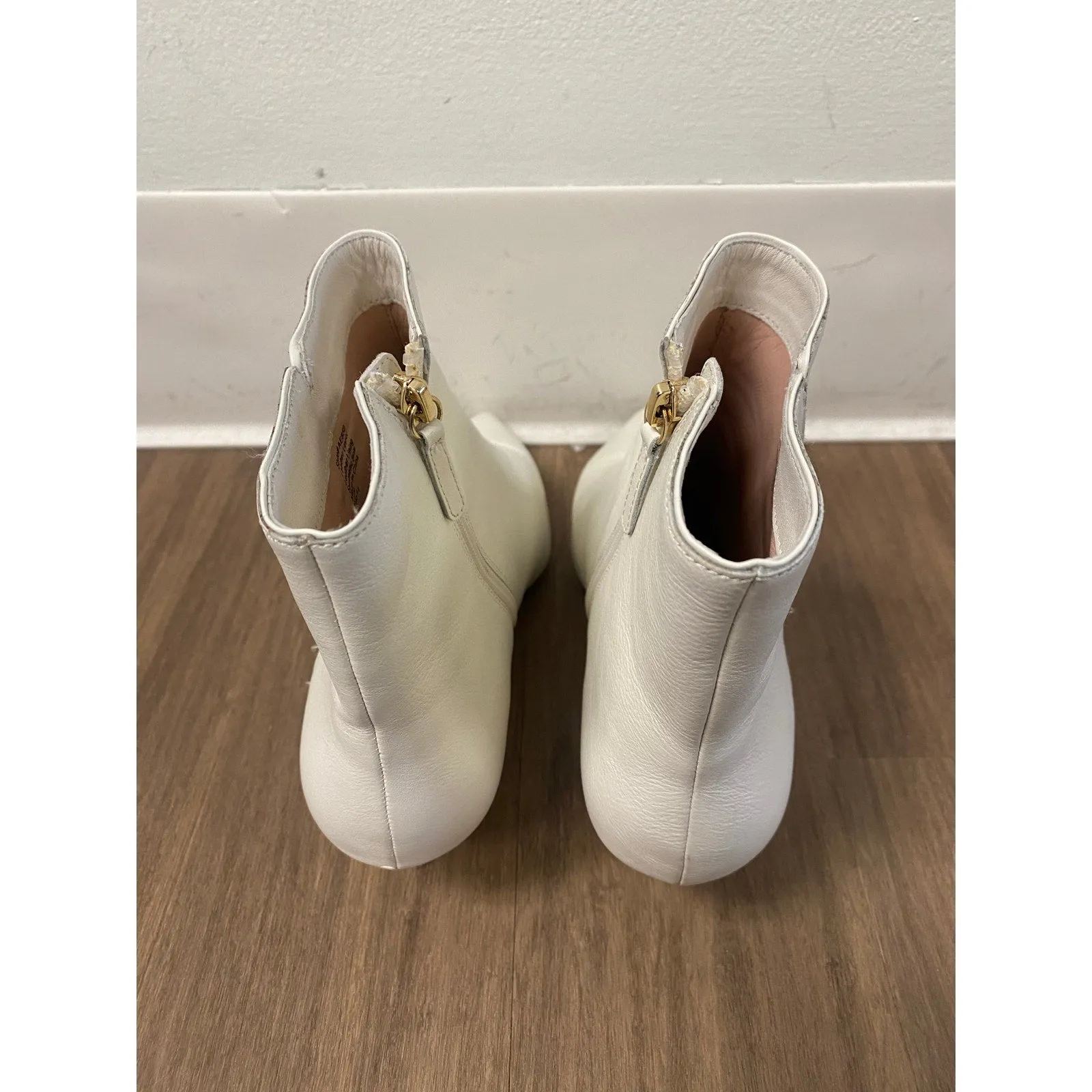 JCrew White Ankle Booties w Kitten Heel Sz 11