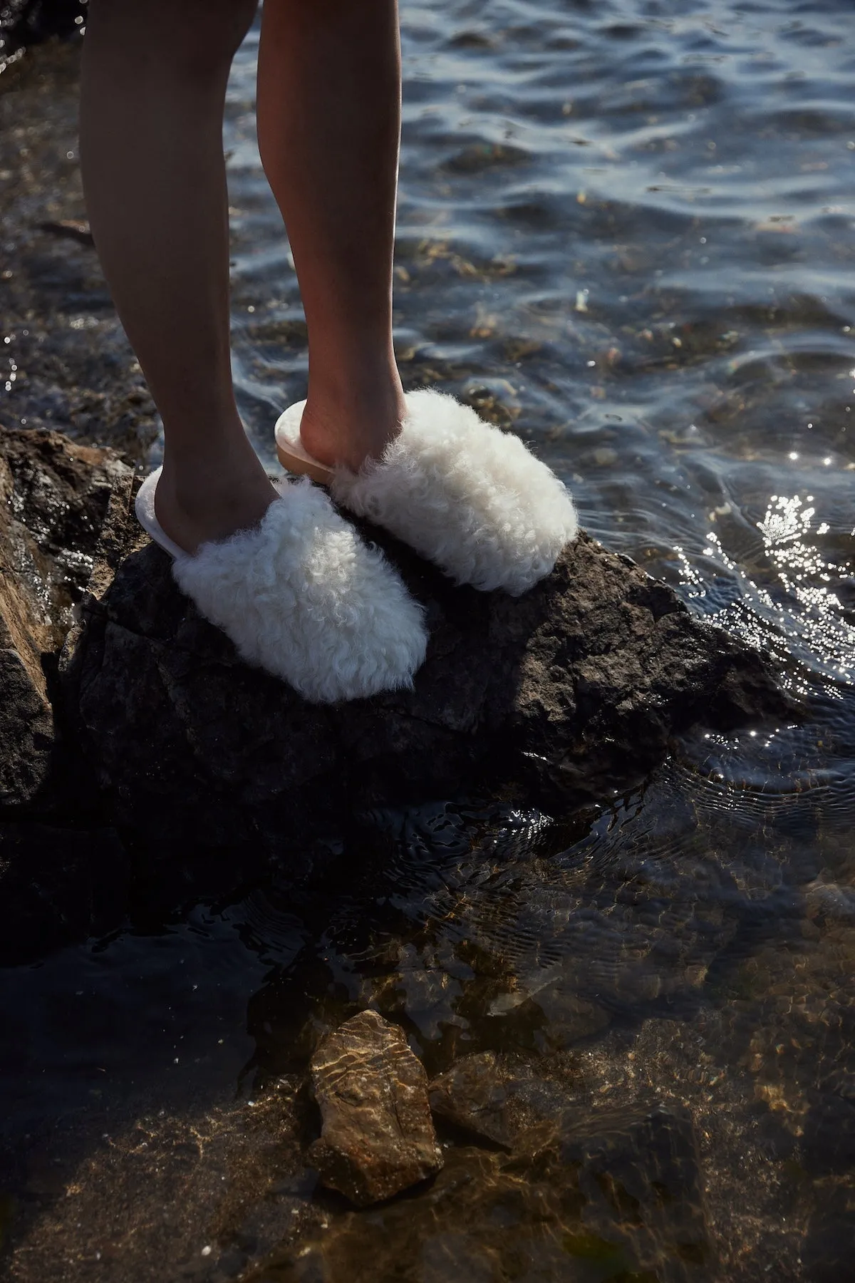 Lounge slippers - Shearling - Cream