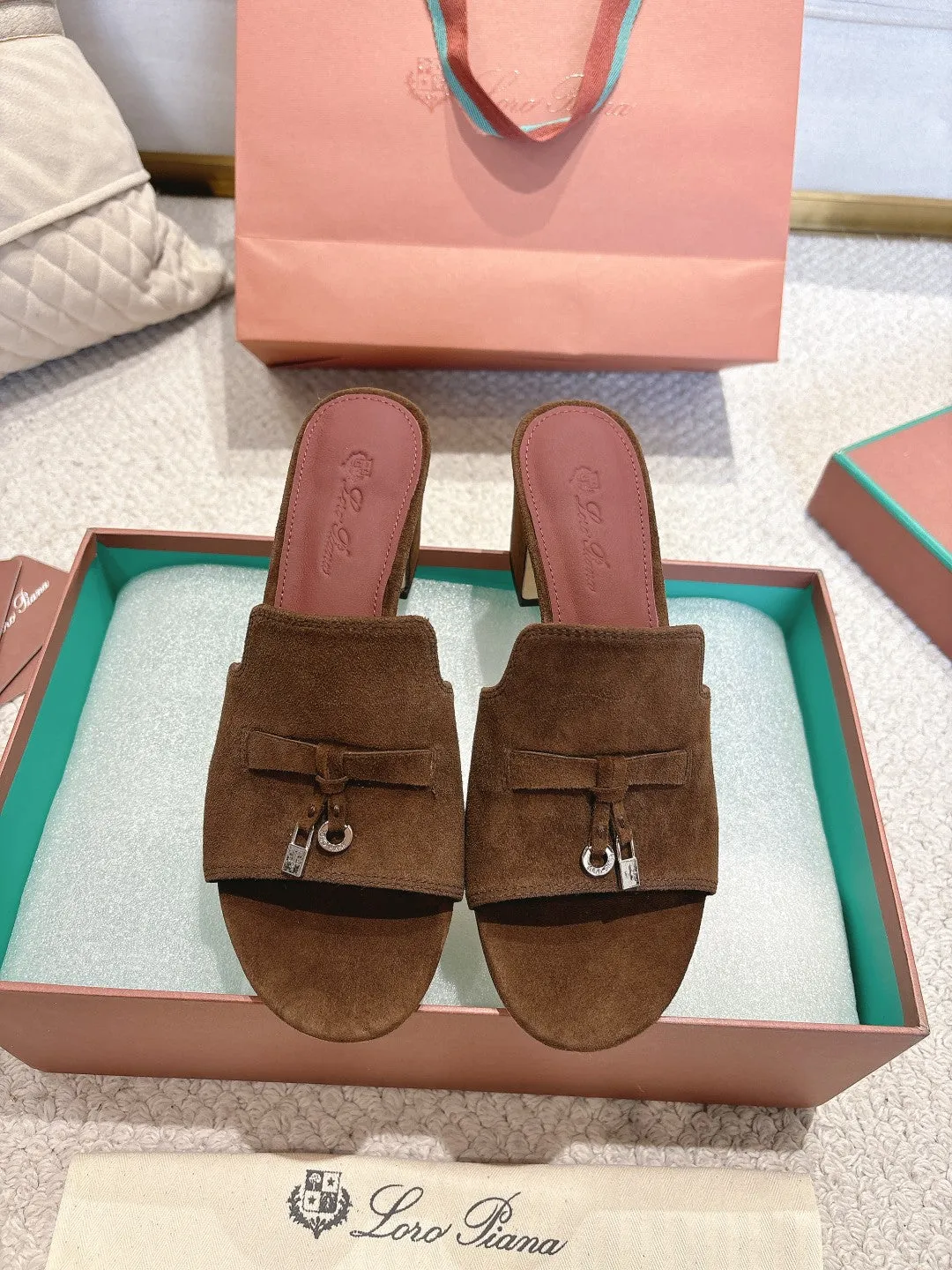 LP 25 Summer Charm Sandal 55 Dark Brown Suede