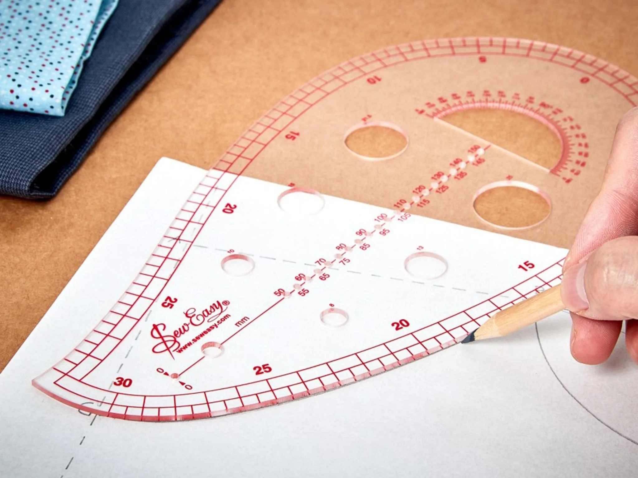 Sew Easy | Metric Sleeve Curve Ruler