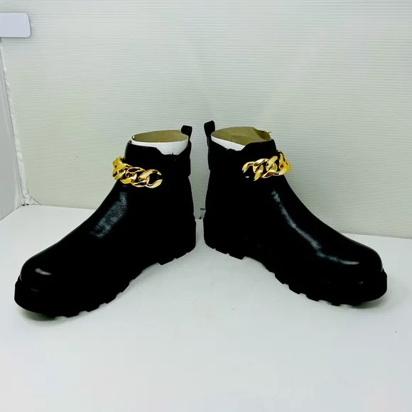 STEVE MADDEN*Black Booties w/Chain ‘Jamuletc’**US 4,5 $75