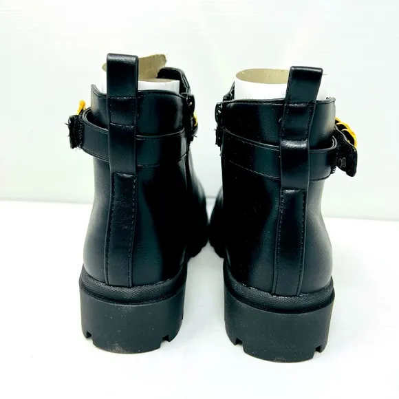STEVE MADDEN*Black Booties w/Chain ‘Jamuletc’**US 4,5 $75